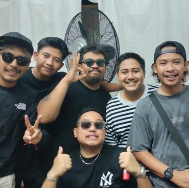 Lirik Lagu Gampil - Guyon Waton