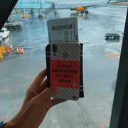 Cuma Satu Profesi yang Gelarnya Bisa Dicantumkan di Tiket Pesawat! Apa Itu?