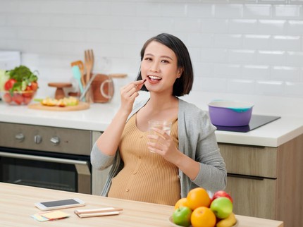 15 Vitamin Ibu Hamil di Trimester 1 yang Bagus, Anti Lemas & Bikin Bayi Cerdas
