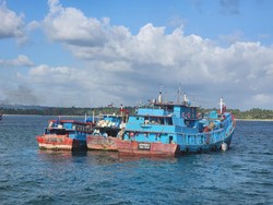 KKP Tangkap 3 Kapal Penangkapan Ikan Ilegal di Laut Aru
