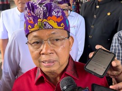 Koster Pasrah Masih Banyak Sampah Kantong Plastik di Pasar