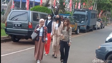 img-title Lisensi Miss Universe Indonesia Dicabut, Korban Berharap Hal Ini