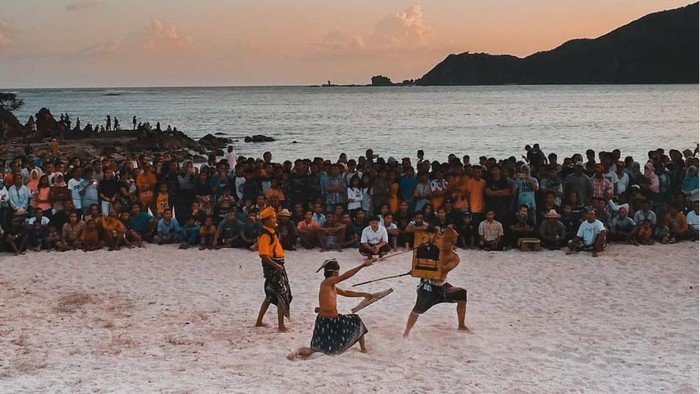 Peresean/ Foto: instagram.com/lombokk.indonesia/M. Kholid