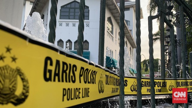 Manajemen PT Wismilak tak terima dengan penyitaan gedung Grha Wismilak di Jalan Raya Darmo, Surabaya, oleh Polda Jawa Timur.