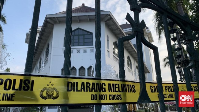 Kanwil BPN Jatim akan mengajukan usulan pembatalan sertifikat hak atas tanah Gedung Grha Wismilak Surabaya ke Kementerian ATR/BPN.