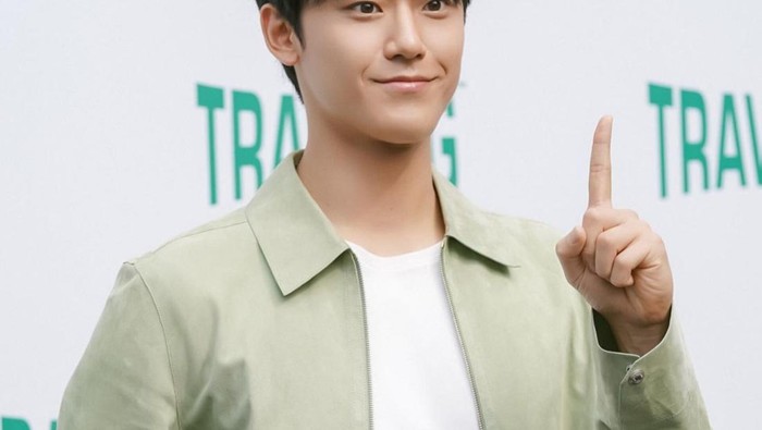 Lee Do Hyun Resmi Mulai Menjalankan Wajib Militer di Bagian Angkatan Udara