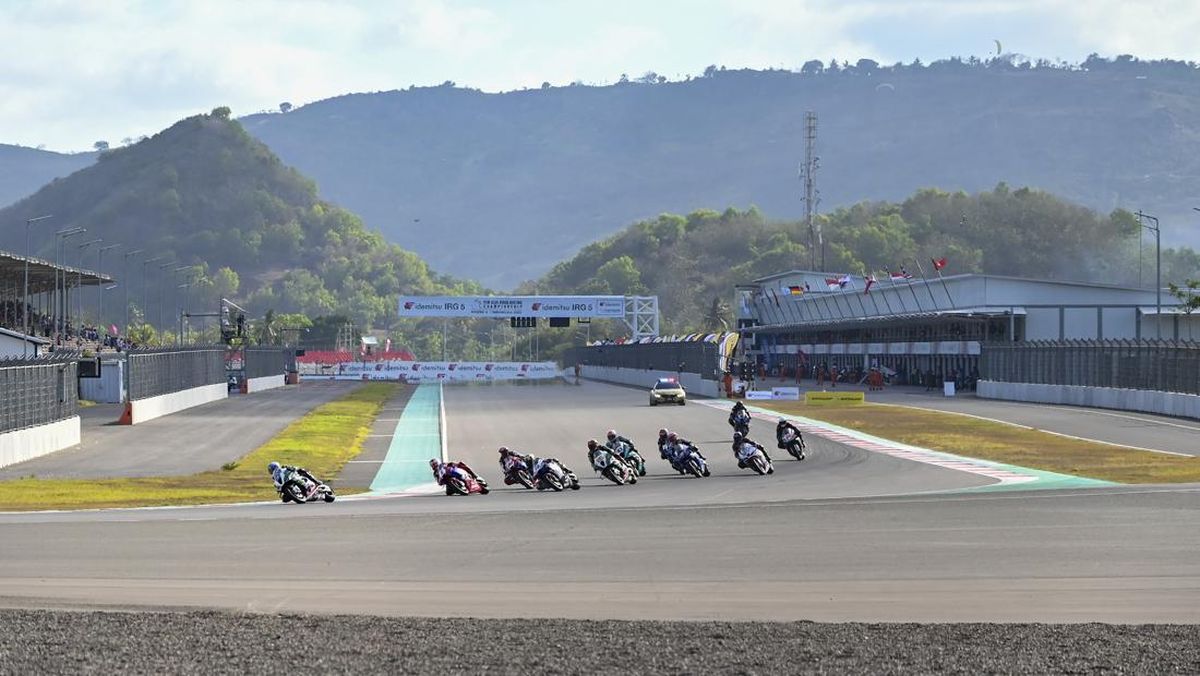 Wisata Keliling Sirkuit Mandalika, Sensasi Naik Motor ala Rider MotoGP