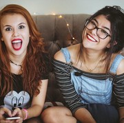 5 Singkatan Bahasa Gaul Terbaru Ala Gen Z yang Perlu Kamu Tahu, Ada Cegil hingga Skiber!