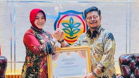 Sukseskan Pembangunan Pertanian, Bupati Klaten Raih Adhikarya Pratama