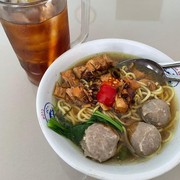 Viral Larangan Minum Es Teh Usai Makan Bakso, Ternyata Ini Bahayanya!