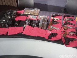 Karyawan KAI Pendukung ISIS Punya 16 Senjata: 5 Laras Panjang dan 11 Pendek