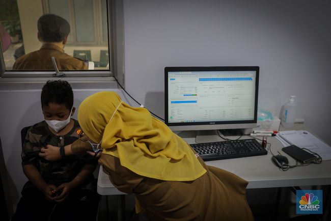 Tes Kesehatan Gratis Sekolah Termasuk Pemeriksaan Kejiwaan, Siswa Isi Kuesioner dari Rumah