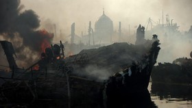 Kapal Ikan Terbakar di Perairan Banda, 11 ABK Hilang