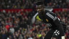 Insiden Onana di MU vs Wolves, Kepala Wasit Liga Inggris Minta Maaf