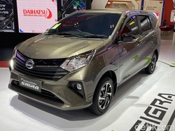 Penjualan LCGC Ambrol, Orang Pilih Nabung atau Beli Mobil Bekas