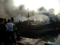 Kebakaran 52 Kapal di Pelabuhan Jongor Tegal: Awal Mula dan Kondisi Kini