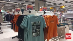 Tampil Makin Kece dengan Baju di Transmart, Diskonnya Gede