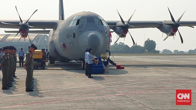 Wamenhan mengatakan dari lima pesawat C-130 J Super Hercules yang dibeli pemerintah untuk TNI AU, dua lagi akan datang beberapa bulan lagi.