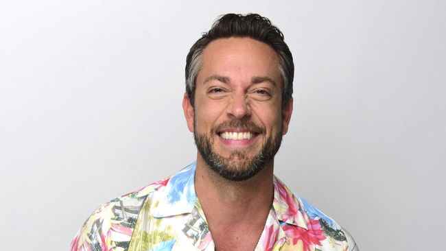 Bintang Shazam! Zachary Levi meminta dukungan pencinta film untuk melawan ancaman penggunaan AI berlebihan di perfilman.