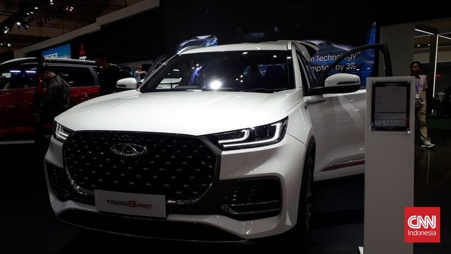 Chery Tiggo 8 Pro menggoda pengunjung di pameran otomotif Gaikindo Indonesia International Auto Show (GIIAS) 2023.