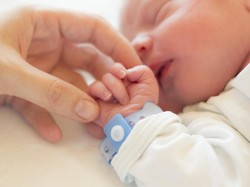 Bolehkah Nama Anak Hanya 1 Kata? Simak Aturan Resminya
