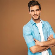 Pria dengan 5 Zodiak Ini Selalu Jadi Sorotan dan Miliki Daya Pikat yang Sempurna, Ada Pasanganmu?