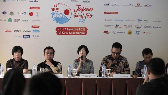Japan Travel Fair kedua pada 2023 ini mengusung tema wisata musim gugur dan musim dingin yang penuh inspirasi dan perjalanan menggoda.