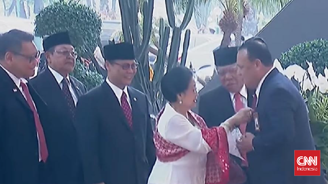 Wakil Ketua KPK Alexander Marwata berpendapat Megawati sedang prihatin lantaran korupsi masih terus terjadi meskipun KPK sudah berdiri selama 20 tahun.