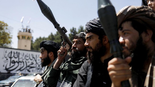 Otoritas Taliban melarang permainan catur di seluruh Afghanistan. Pelarangan diterapkan lantaran khawatir aktivitas bermain catur jadi sumber perjudian.