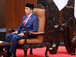 Jokowi Naikkan Gaji ASN dan TNI-Polri 8%, Pensiunan 12%