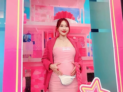 7 Potret Triarona Eks JKT 48 Bagikan Kabar Kehamilan Pertama, Akui Suprise Bun
