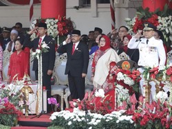 Pekik Merdeka di HUT Ke-78 RI, Ketua DPRD Tegaskan Surabaya Terus Berbenah
