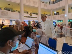 Unair Gratiskan Vaksin Inavac untuk Umum Saat Perayaan HUT ke-78 RI