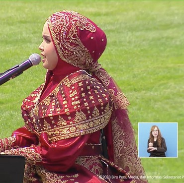 Lanjut ke Semifinal AGT 2023, Putri Ariani Minta Doa di Depan Presiden Jokowi