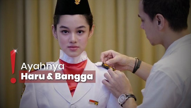 Momen Manis Rionaldo Stokhorst Bantu Rapikan Baju Paskibra Sang Putri