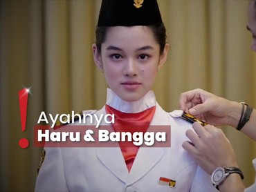 Momen Manis Rionaldo Stokhorst Bantu Rapikan Baju Paskibra Sang Putri