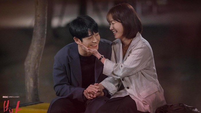 Punya Chemistry Apik, Ini 7 Aktor Populer yang Jadi Lawan Main Han Ji Min di Drama Korea
