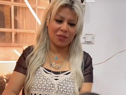 Viral Transformasi Wanita Rambut Gimbal dan Kaku Jadi Lurus Lagi