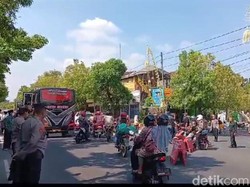 Ketatnya Penjagaan di Area Pendopo Tempat Denny Caknan Ngunduh Mantu