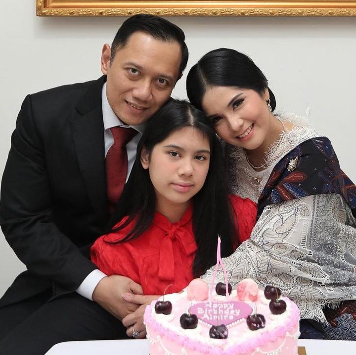 <p>Bertepatan dengan hari ulang tahun Aira, diresmikan pula museum dan galeri seni sang kakek, Susilo Bambang Yudhoyono serta almarhumah sang nenek, Ani Yudhoyono. (Foto: Instagram: @agusyudhoyono)</p>
