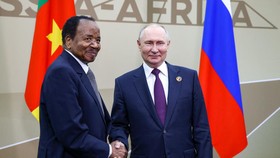 Putin Girang Negara BRICS Makin Campakkan Dolar: Tinggal 28,7 Persen