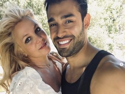 Klaim Terbaru, Britney Spears Luka Parah Akibat Bertengkar dengan Sam Asghari
