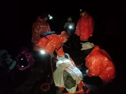 Pendaki Cedera Kaki saat Jatuh di Gunung Kerinci, Tim SAR Evakuasi