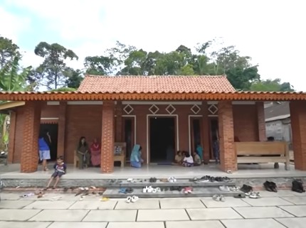 7 Potret Rumah Uteng, Pengasuh Anak-anak Ashanty yang Baru Direnov Hingga Ratusan Juta