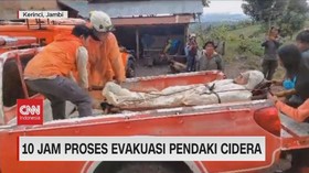 VIDEO: 10 Jam Proses Evakuasi Pendaki Gunung Kerinci Yang Cidera
