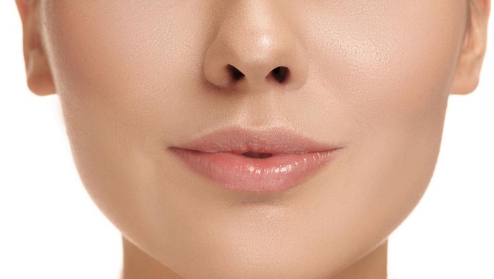 Mudah dan Aman, Intip 5 Cara Alami untuk Membuat Bibir Kamu Cerah Merona!
