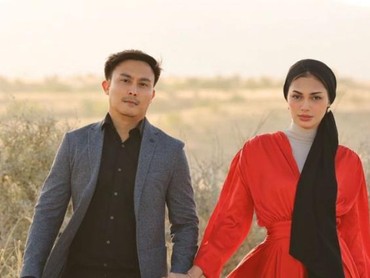 img-title Dulu Diselingkuhi, 7 Potret Danisa Eks Tengku Tezi Bahagia Bareng Suami Baru