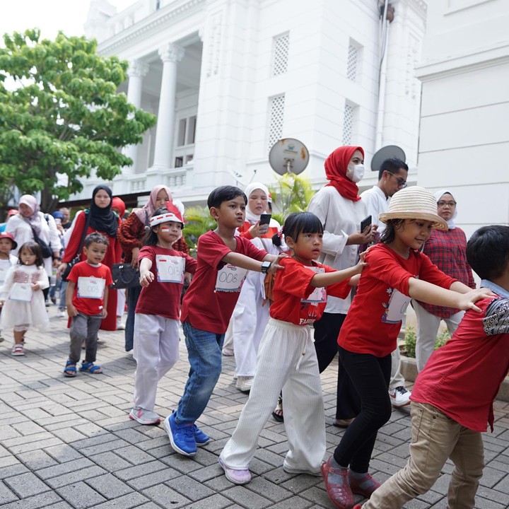<p>Acara Kids Fun Day diselenggarakan untuk memperingati Hari Kemerdekaan Republik Indonesia yang ke-78 tahun. Di acara ini, HaiBunda mengajak member komunitas HaiBunda Squad jalan-jalan ke Museum Bank Indonesia (BI), Jakarta Barat, pada Minggu (20/8/2023). (Foto: Tim HaiBunda)</p>