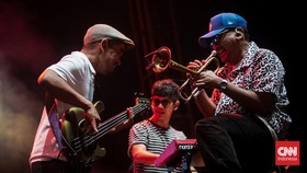 Maliq & D'Essentials Cerita Momen Bisa Tampil di Konser Coldplay