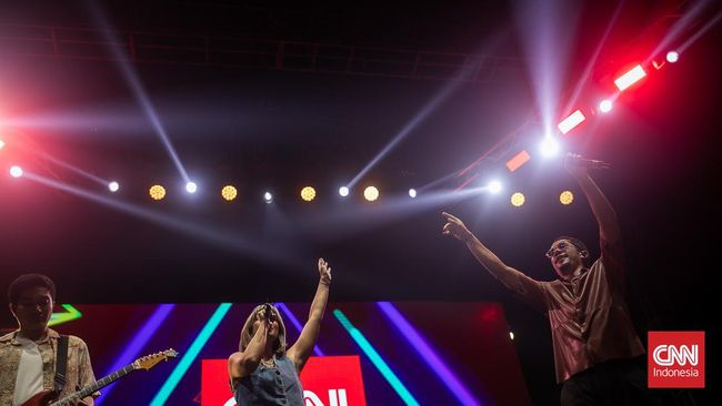 Diskopantera hingga Maliq & D'Essentials sukses memeriahkan panggung Freedom Fest yang digelar di Velodrome pada Sabtu (19/8).